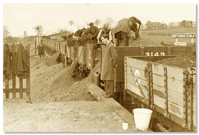 NewtownStewart_Unload_800s